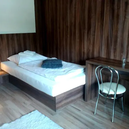 Garni Hotel *