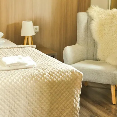 Garni Hotel *