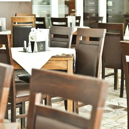 Garni ホテル Považská Bystrica